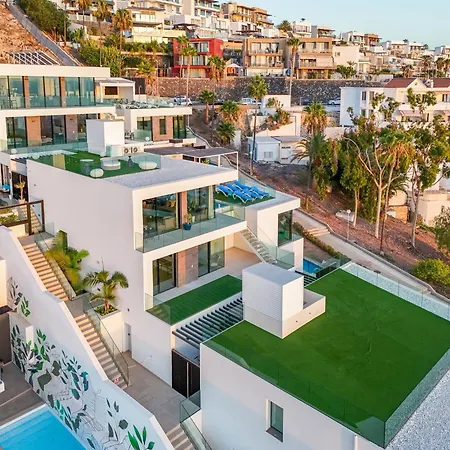 B With Priv, Heated Pool And Ocean View The View Tenerife * Адехе
