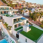 B With Priv, Heated Pool And Ocean View The View Tenerife * Costa Adeje (Tenerife)