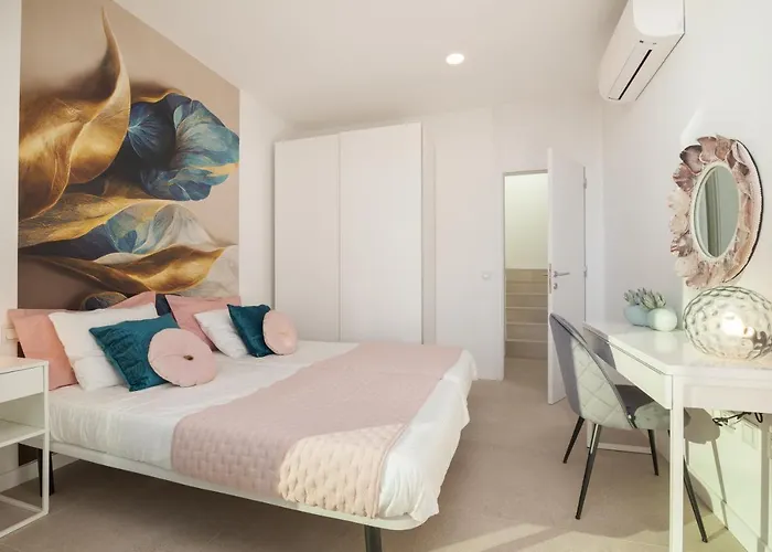 200m² New B With Private, Heated Pool And Amazing Ocean View. Villa *