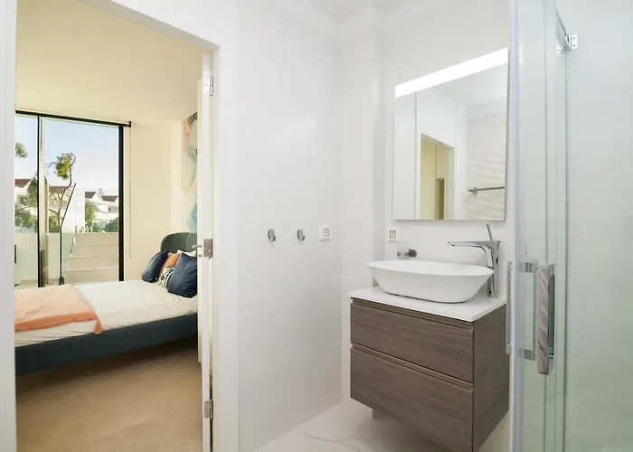 200m² New B With Private, Heated Pool And Amazing Ocean View. Costa Adeje (Tenerife)