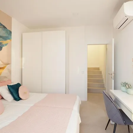 200m² New B With Private, Heated Pool And Amazing Ocean View. Villa Costa Adeje (Tenerife)