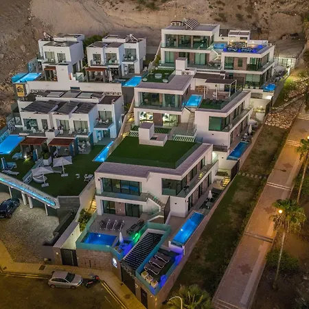 B With Priv, Heated Pool And Ocean View The View Tenerife 别墅