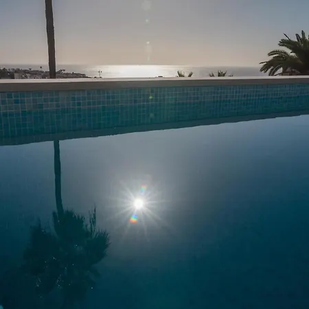 B With Priv, Heated Pool And Ocean View The View Tenerife *
