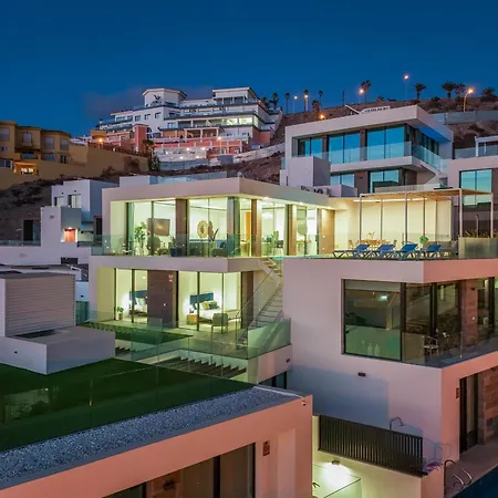 B With Priv, Heated Pool And Ocean View The View Tenerife Villa